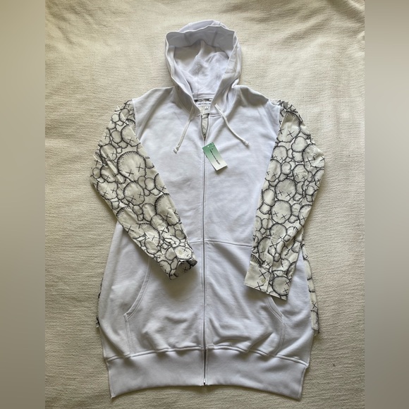 Comme Des Garçon x KAWS Zip Up Hoodie Shirt NWT - Picture 2 of 10